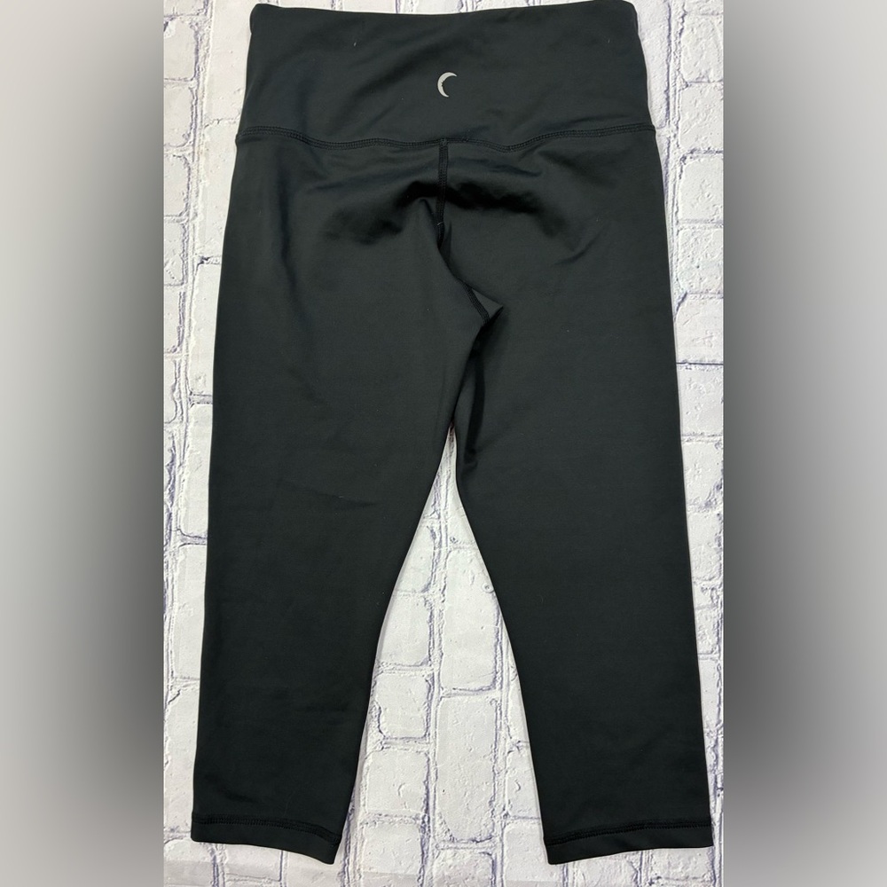 ZYIA ACTIVE women’s size 2 cropped leggings